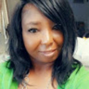 Meet your Posher, Connie